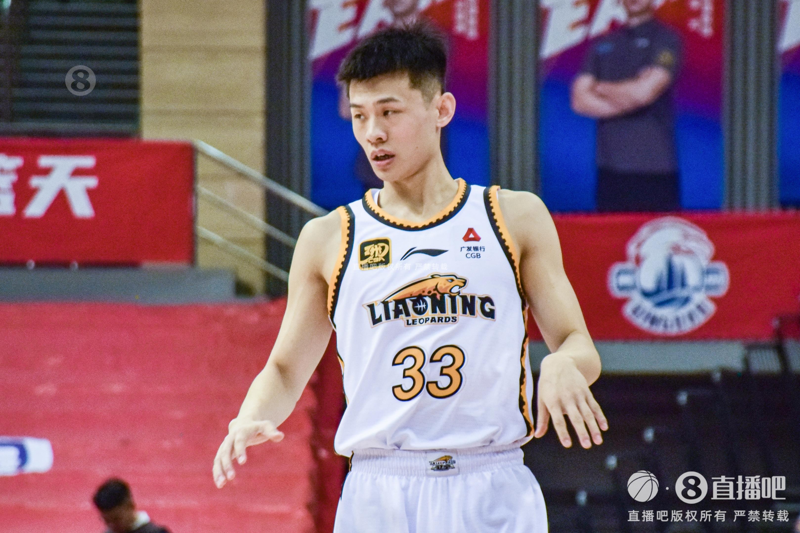 盡力了！王嵐嵚末節(jié)2記三分 全場18分鐘4中3拿到10分